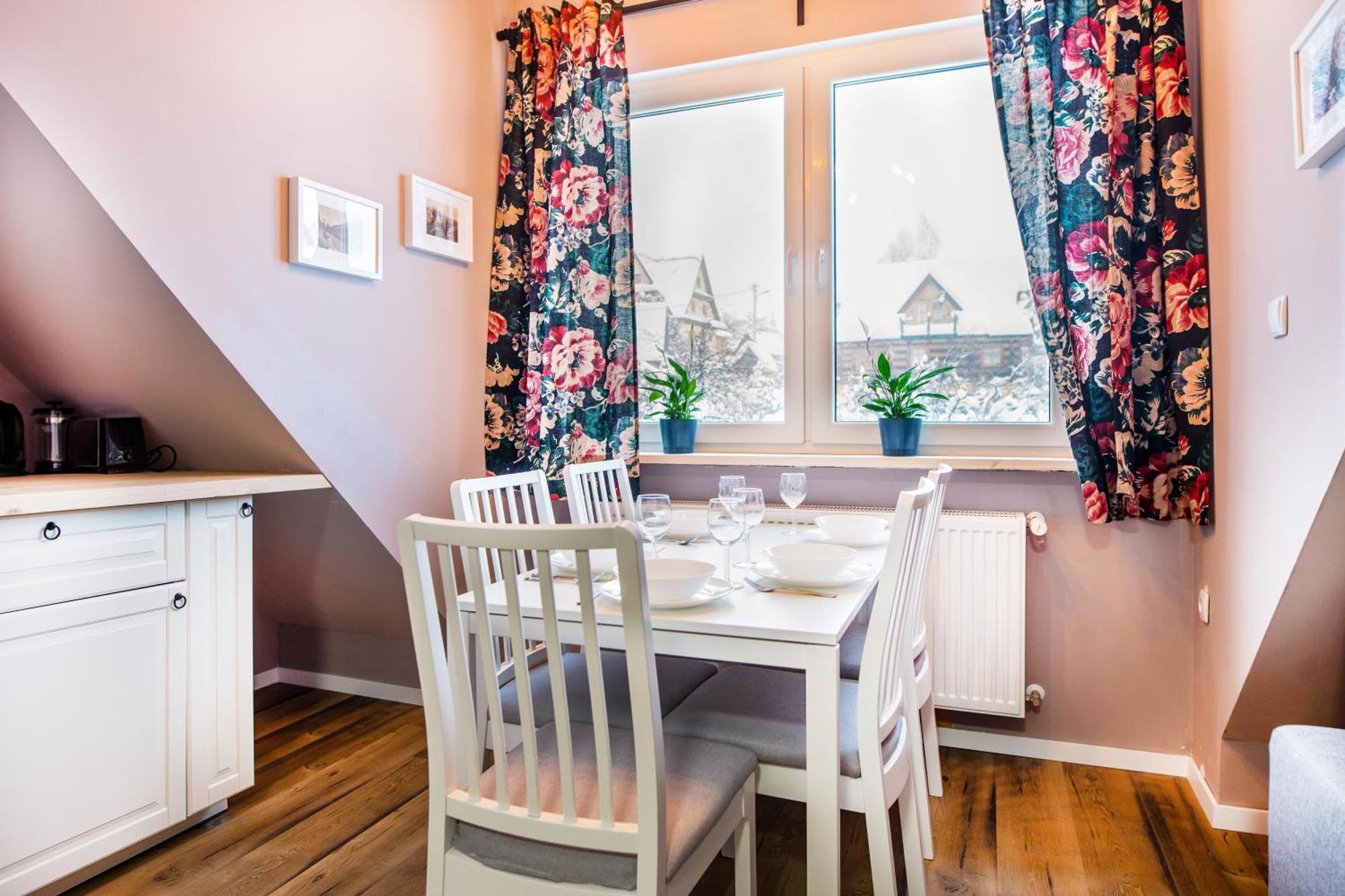 Palac Tatrzanski Apartamenty Bukowina Tatrzańska Dış mekan fotoğraf